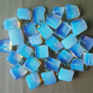 Natuurstenen ketting hanger opaal - getrommelde edelsteen