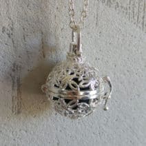 Parfum medaillon vlinder - diffuser aroma ketting lavasteen