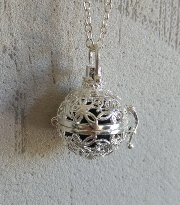 Parfum medaillon vlinder diffuser aroma ketting lavasteen