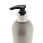 Mat zilveren aluminium fles 500ml met luxe zilveren lotionpomp voor shampoo en cosmetische producten
