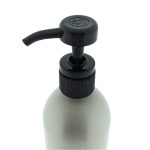 Mat zilveren aluminium fles 500ml met luxe zwarte lotionpomp voor shampoo en cosmetische producten
