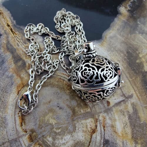 Diffuser aroma ketting bloemen parfum medaillon lavasteen pomander