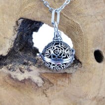 Diffuser aroma ketting bloemen parfum medaillon lavasteen pomander