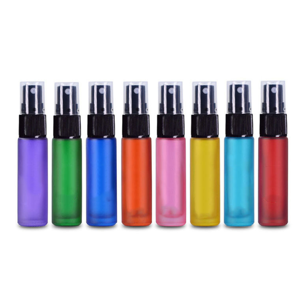 glazen-sprayfles-10ml-zwarte-verstuiver-overkap-regenboog-chakra-kleuren Glazen sprayflesjes 10ml gekleurd dik mat glas + zwarte verstuiver + transparante overkap - Regenboog Chakra kleuren