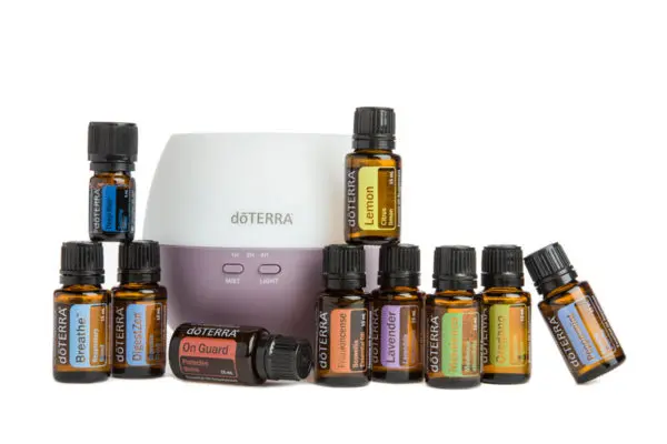 Home Essentials Kit doTERRA 10 essentiële oliën + Petal diffusser
