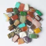 Natuurstenen ketting hanger getrommelde edelsteen