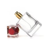 Lege Parfumfles helder glas 50ml sprayfles dop rood