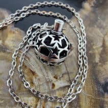 Parfum medaillon star - sterren aroma ketting lavasteen pomander
