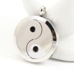 Parfum Medaillon ying yang Diffuser Hanger + pad