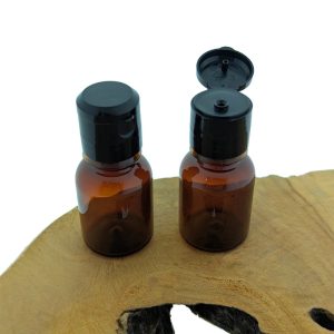 Amber bruin PET druppelflesje 15ml met zwarte fliptop doseerdop